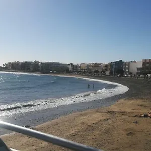 https://quintana-rooms.in-canary-islands.com